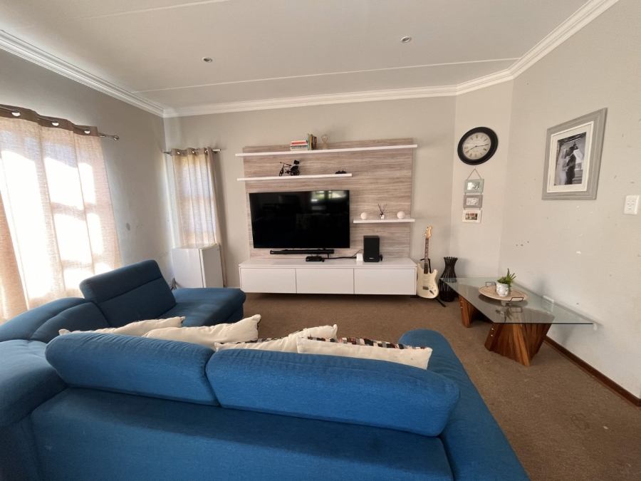 3 Bedroom Property for Sale in Lilyvale Free State